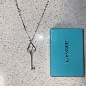 Tiffany Heart Pendant and Tiffany Necklace Chain